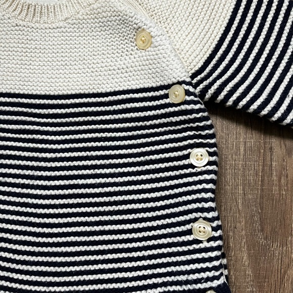 BabyGap Knit Sweater Cream & Navy Size 6-12m - Picture 2 of 7